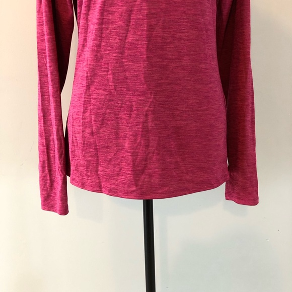 Women's Under Armour Fuchsia Pink 1/4 Zip Long sleeve Pull-over size M - Picture 3 of 11
